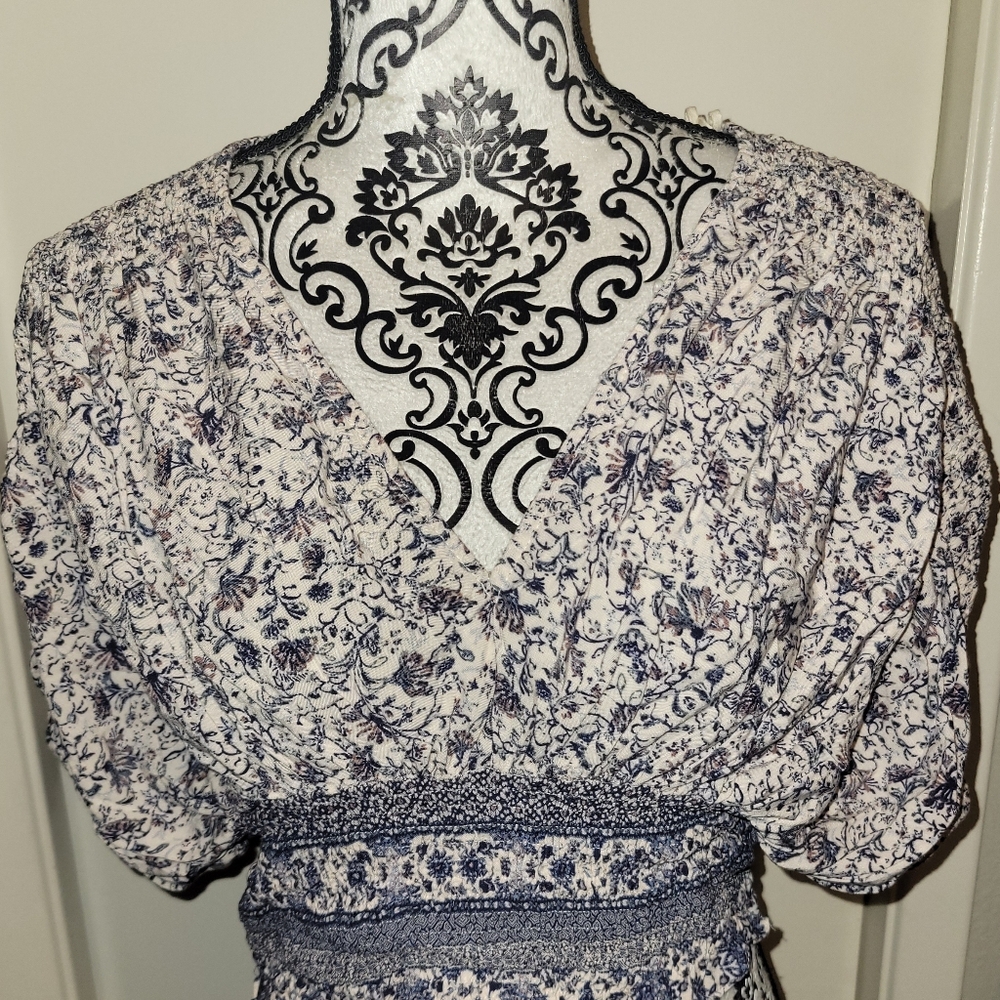 Mustard Seed Smocked Floral Crop Peasant Top Sz Large